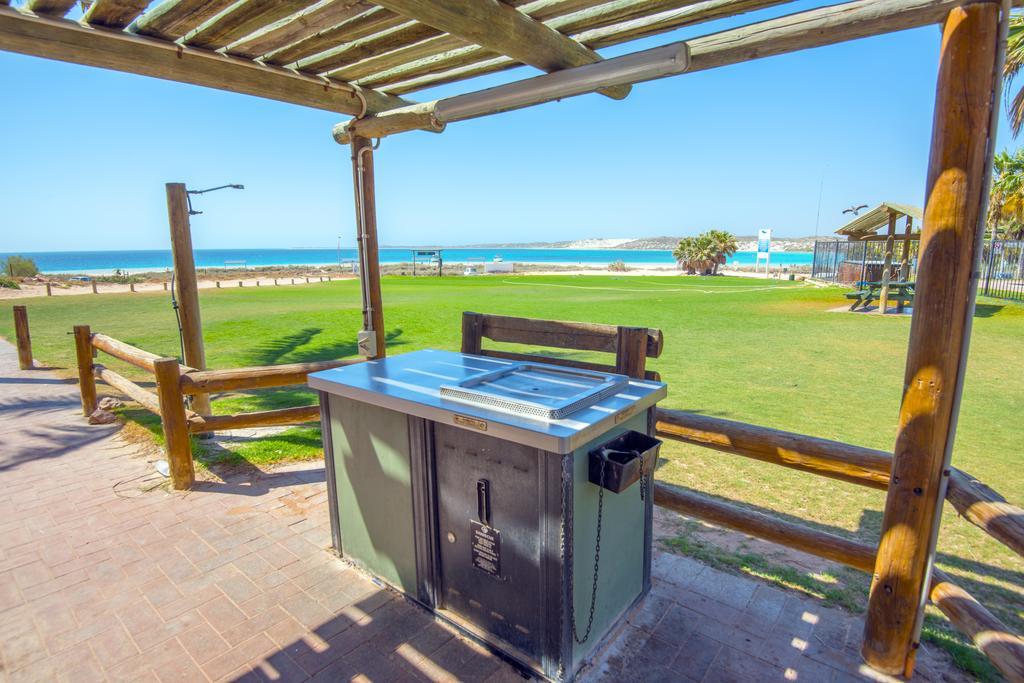 Ningaloo Reef Resort Корал-Бэй Экстерьер фото